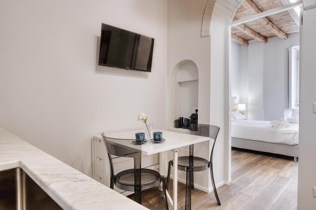 Апартаменты Joivy Delightful 1-Bed Flat In The Centre Of Милан Экстерьер фото